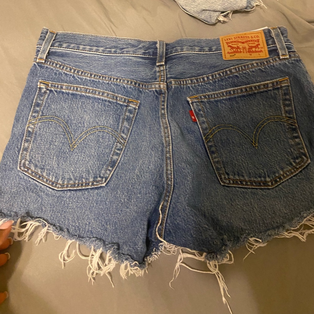Levi 501 shorts only worn couple times